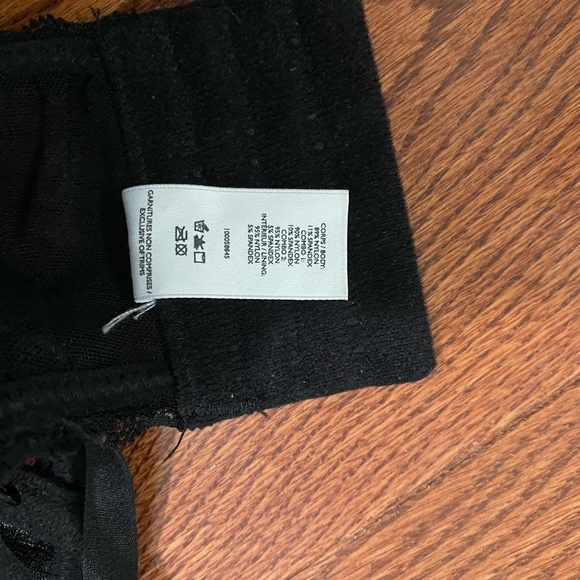 Garage Lace Bralette Top - Picture 6 of 7